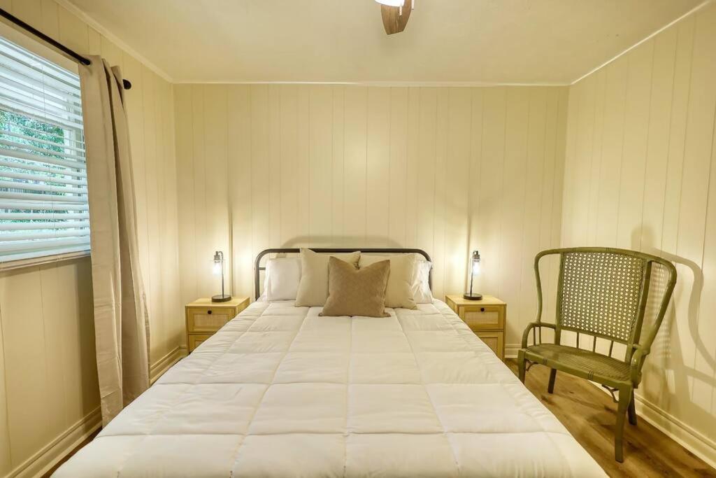 The Bohemian 1/2 Mi From Covington Square Villa Luaran gambar