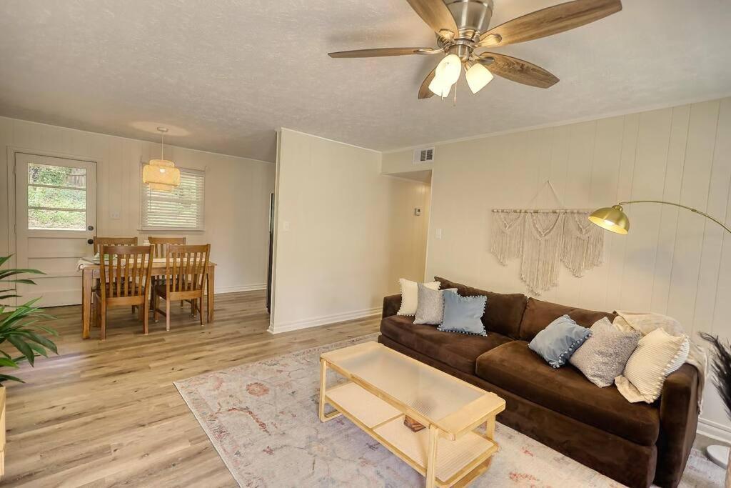 The Bohemian 1/2 Mi From Covington Square Villa Luaran gambar